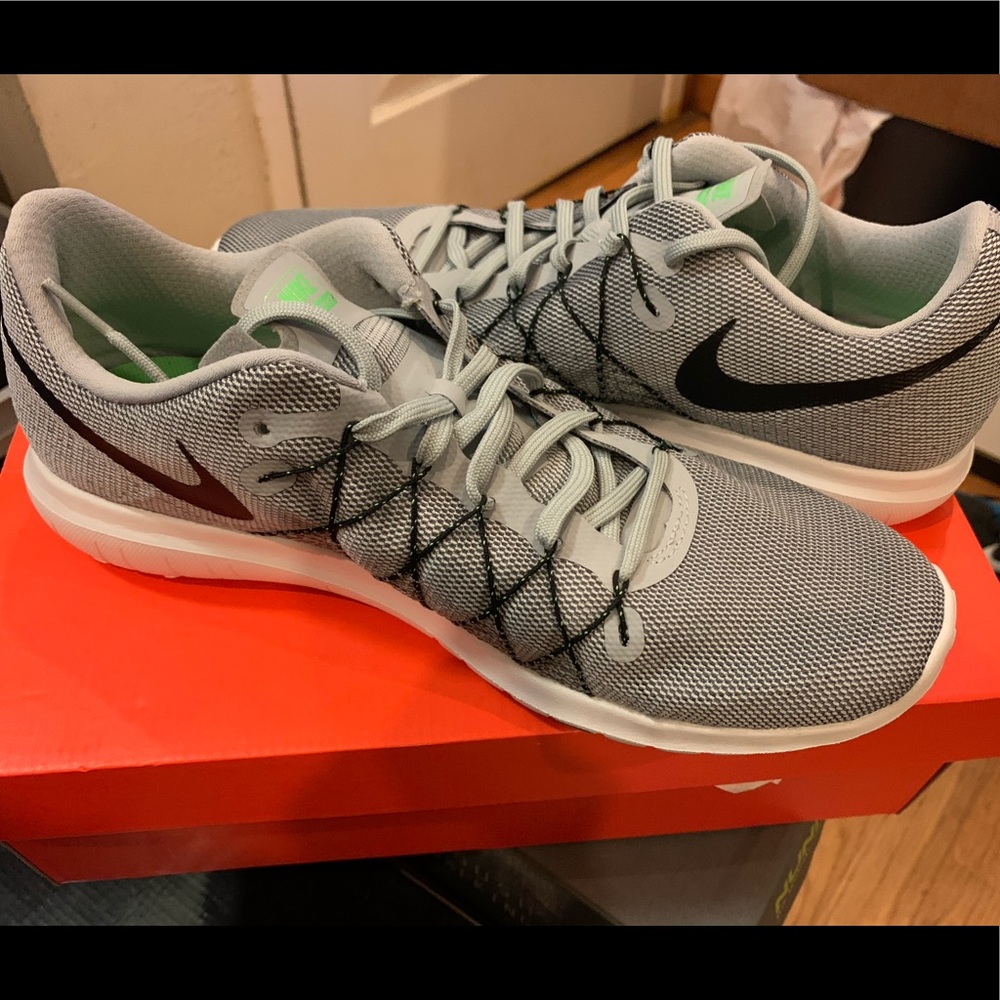 Nike Flex Fury 2